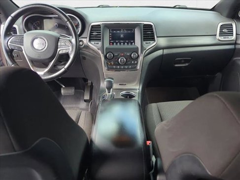 Used 2021 Jeep Grand Cherokee Laredo image 15