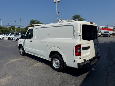 Used 2016 Nissan NV 3500 S w/ Power Package image 7