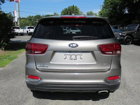 Used 2019 Kia Sorento LX image 5