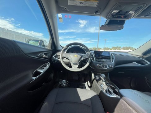 Used 2024 Chevrolet Malibu LT image 34