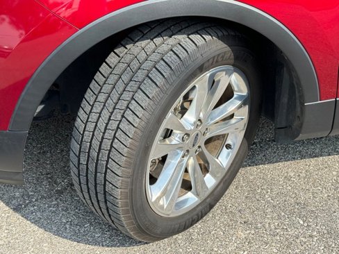 Used 2018 Ford Explorer Limited image 39