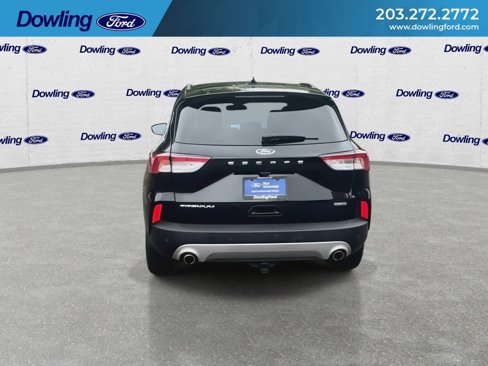 Used 2020 Ford Escape Titanium image 2