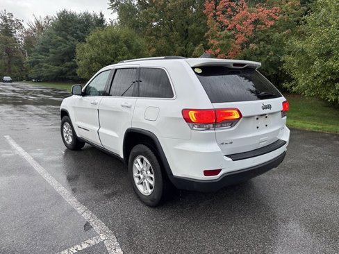 Used 2018 Jeep Grand Cherokee Laredo image 5