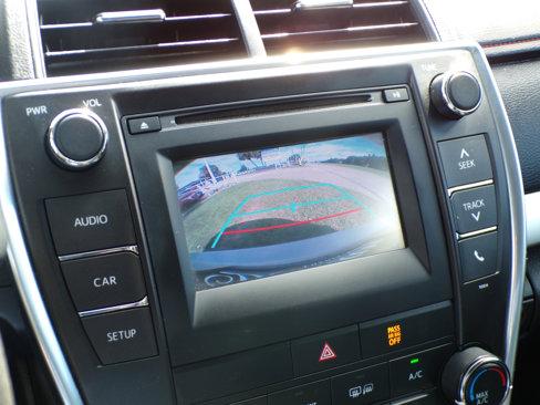 Used 2017 Toyota Camry SE image 15