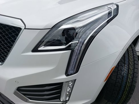 Certified 2022 Cadillac XT5 Sportv image 34