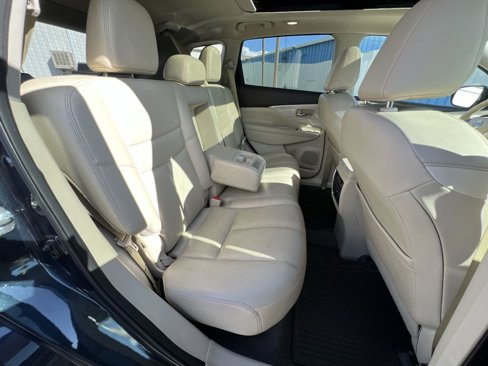 Used 2018 Nissan Murano Platinum image 28