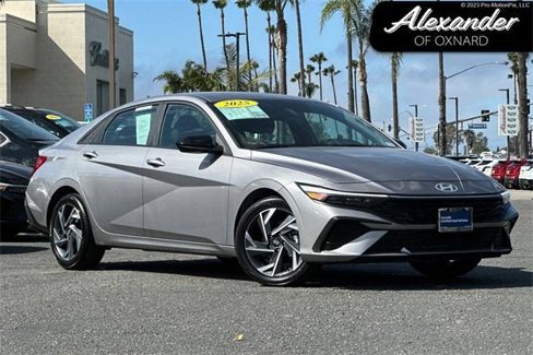 Certified 2025 Hyundai Elantra Sport image 1