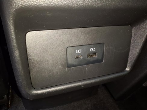 Used 2023 Nissan Rogue SV image 8
