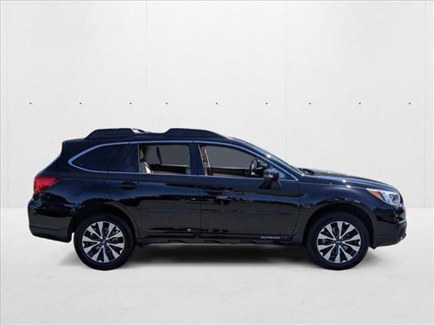 Used 2017 Subaru Outback 2.5i Limited image 4