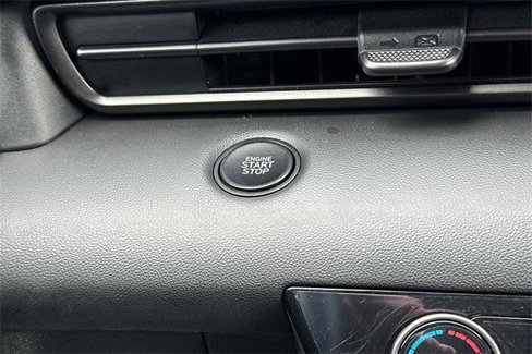 Certified 2025 Hyundai Elantra Sport image 26