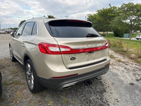 Used 2017 Lincoln MKX Reserve w/ Driver Assistance Package image 5