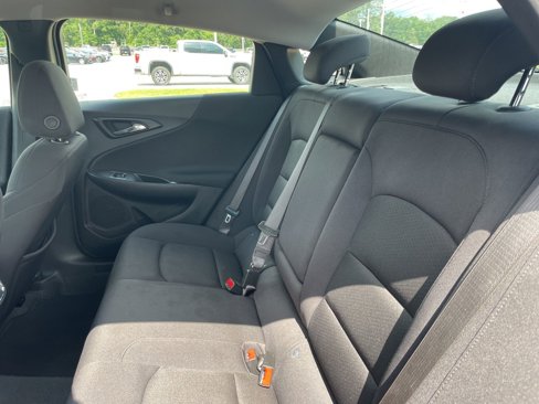 Used 2025 Chevrolet Malibu LT image 12