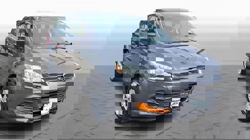 Used 2016 Ford Escape S image 2