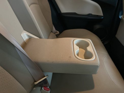 Used 2019 Toyota Prius L Eco image 27
