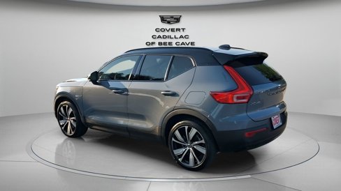 Used 2022 Volvo XC40 P8 Recharge Plus image 7