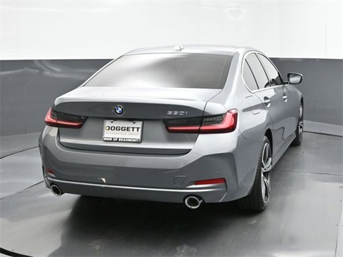 New 2024 BMW 330i Sedan w/ Convenience Package image 11