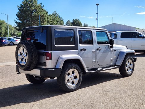 Used 2015 Jeep Wrangler Unlimited Sahara w/ Connectivity Group image 3