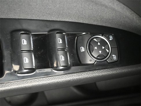 Used 2015 Ford Fusion SE w/ Equipment Group 201A image 14