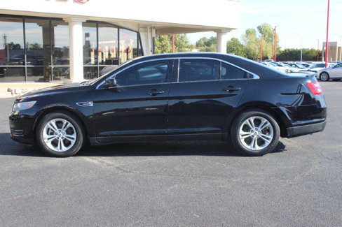 Used 2017 Ford Taurus SEL image 7