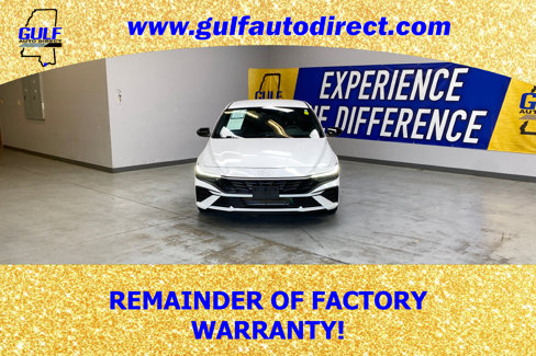 Used 2025 Hyundai Elantra Sport image 3