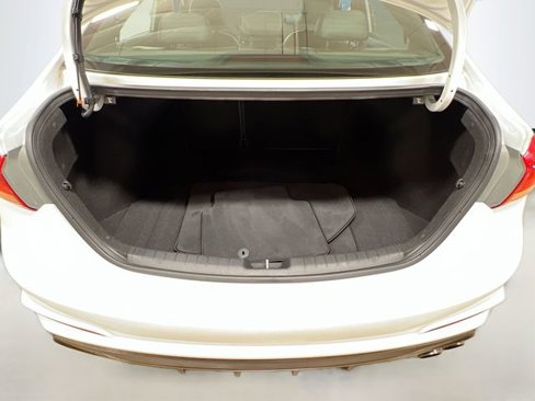 Used 2017 Hyundai Elantra Sport image 24