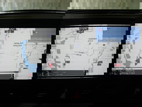 Used 2023 Kia Sportage EX image 3