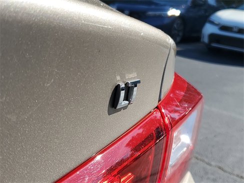 Used 2023 Chevrolet Malibu LT w/ Driver Confidence Package image 8