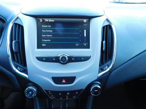 Used 2018 Chevrolet Cruze LS image 30