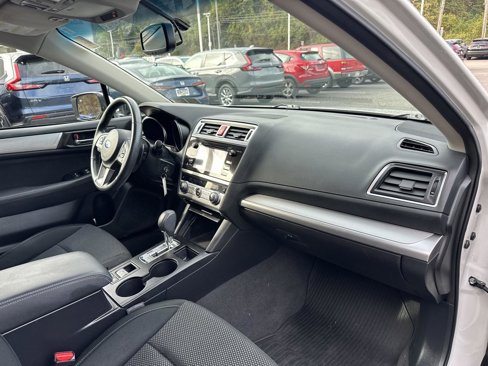 Used 2017 Subaru Outback 2.5i Premium image 33