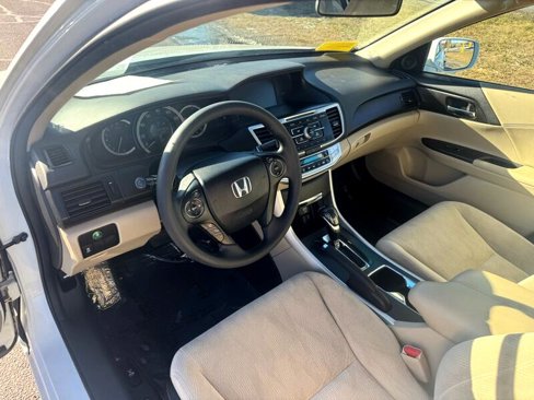 Used 2013 Honda Accord EX image 10