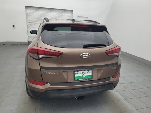 Used 2017 Hyundai Tucson SE image 6