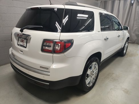 Used 2017 GMC Acadia Limited SLT image 2