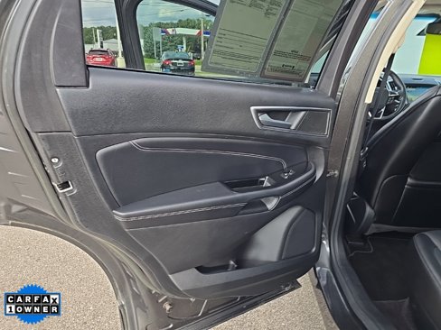 Used 2016 Ford Edge Titanium w/ Equipment Group 302A image 8