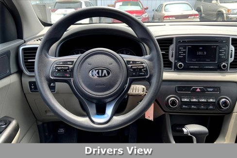Used 2018 Kia Sportage LX image 4