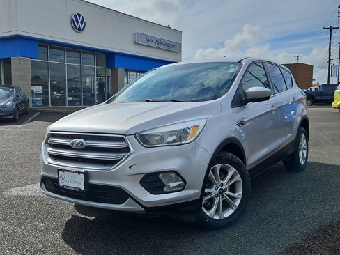 Used 2017 Ford Escape SE image 1