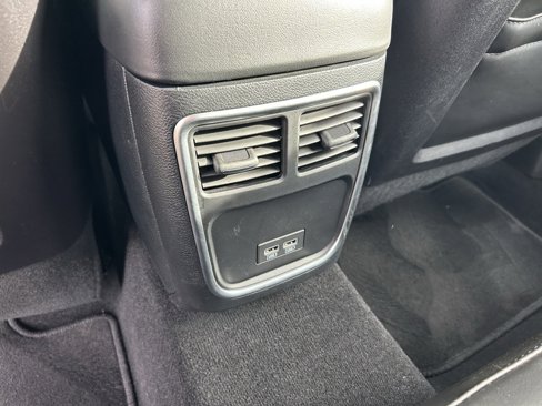 Used 2020 Chrysler 300 Touring L w/ 300 Premium Group image 23