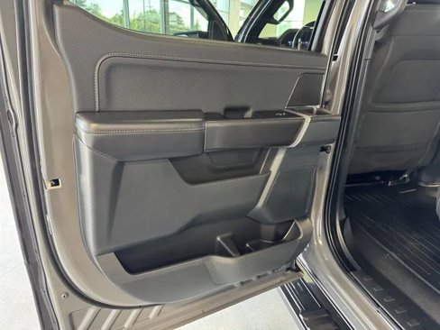 Used 2021 Ford F150 XLT w/ Equipment Group 302A High image 26