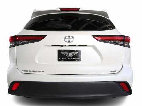 Used 2021 Toyota Highlander L image 6