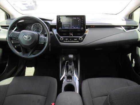 Used 2022 Toyota Corolla LE image 13