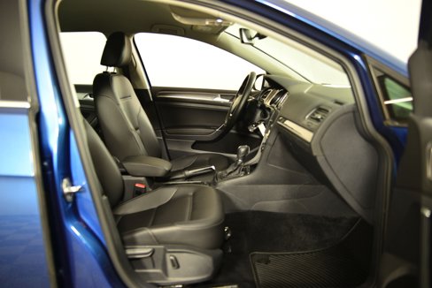 Used 2019 Volkswagen Golf Alltrack S image 18