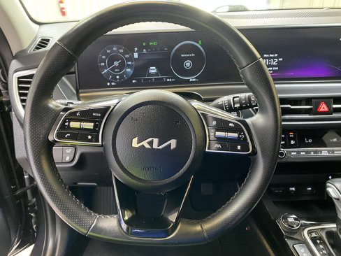 Used 2024 Kia Seltos SX w/ SX Sunroof Package image 33