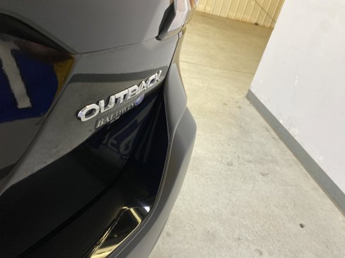 Used 2025 Subaru Outback image 17