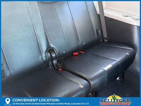 Used 2019 Toyota Sienna SE image 14