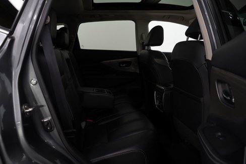 Used 2018 Nissan Murano Platinum image 10