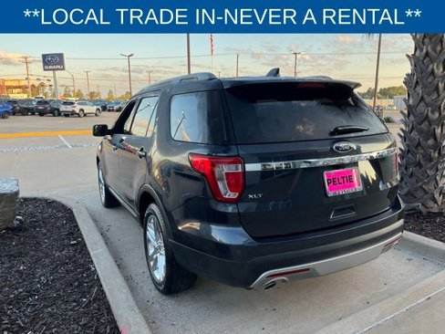 Used 2017 Ford Explorer XLT w/ Equipment Group 202A image 13