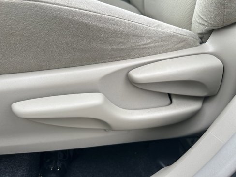 Used 2014 Toyota Prius Four image 13