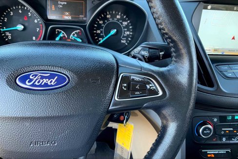 Used 2017 Ford Escape SE w/ SE Leather Comfort Package image 20