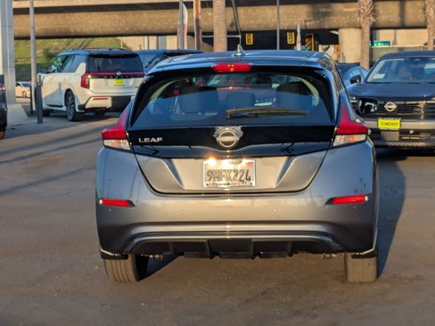 Certified 2024 Nissan Leaf S image 7