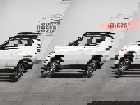 New 2025 Jeep Compass Limited image 3