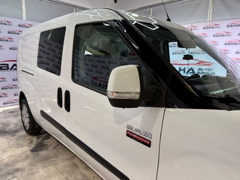 Used 2019 RAM ProMaster City Tradesman SLT image 6